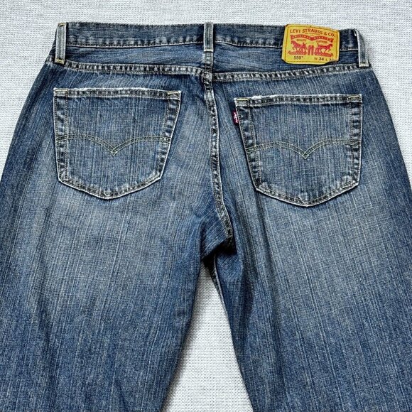 Levis Mens Blue Denim Jeans 559 Relaxed Straight Fit Mid Rise Cotton W34 L32 - Picture 4 of 13